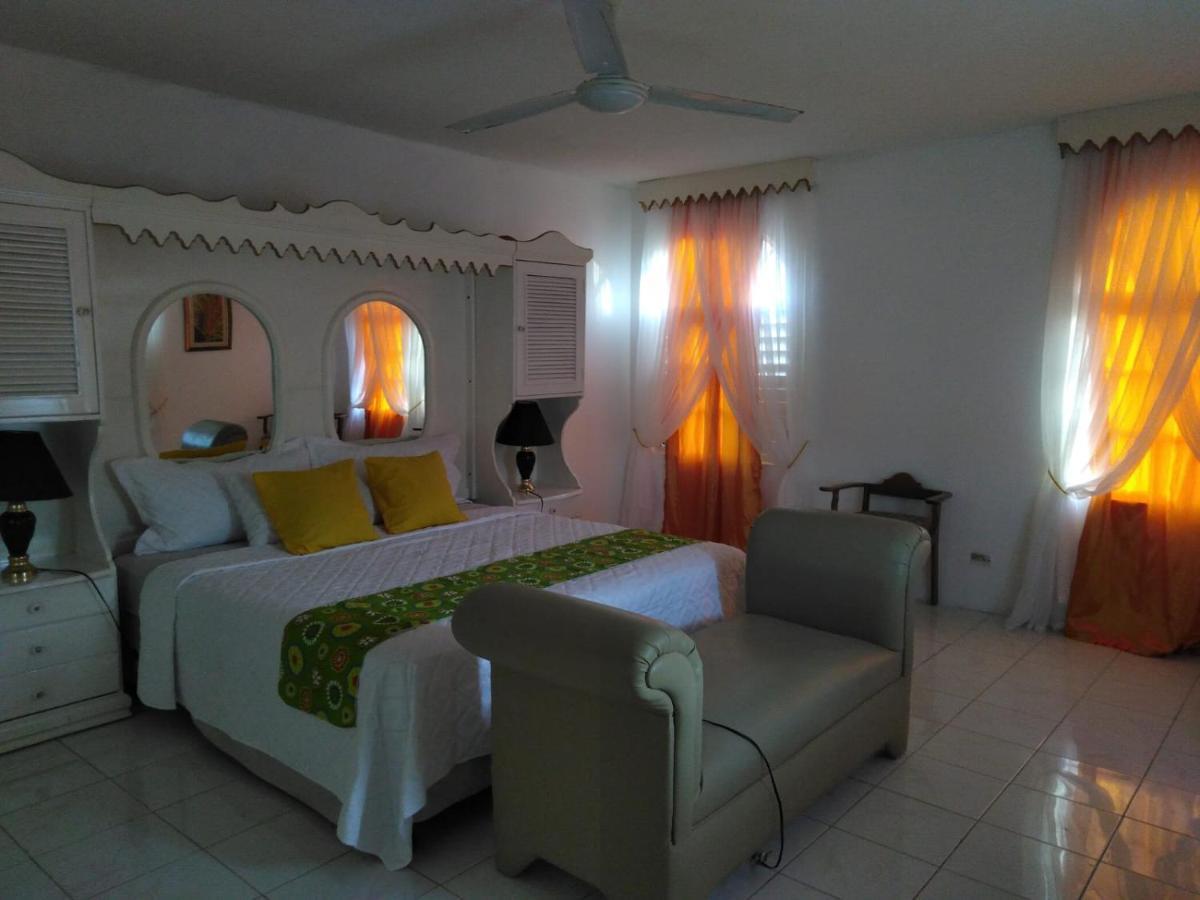 Diamond Villa Guest House Μοντέγκο Μπέυ Εξωτερικό φωτογραφία