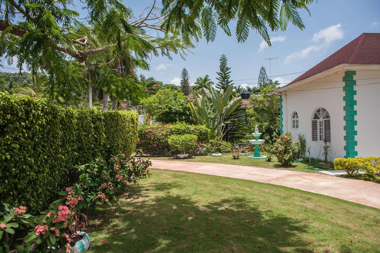Diamond Villa Guest House Μοντέγκο Μπέυ Εξωτερικό φωτογραφία