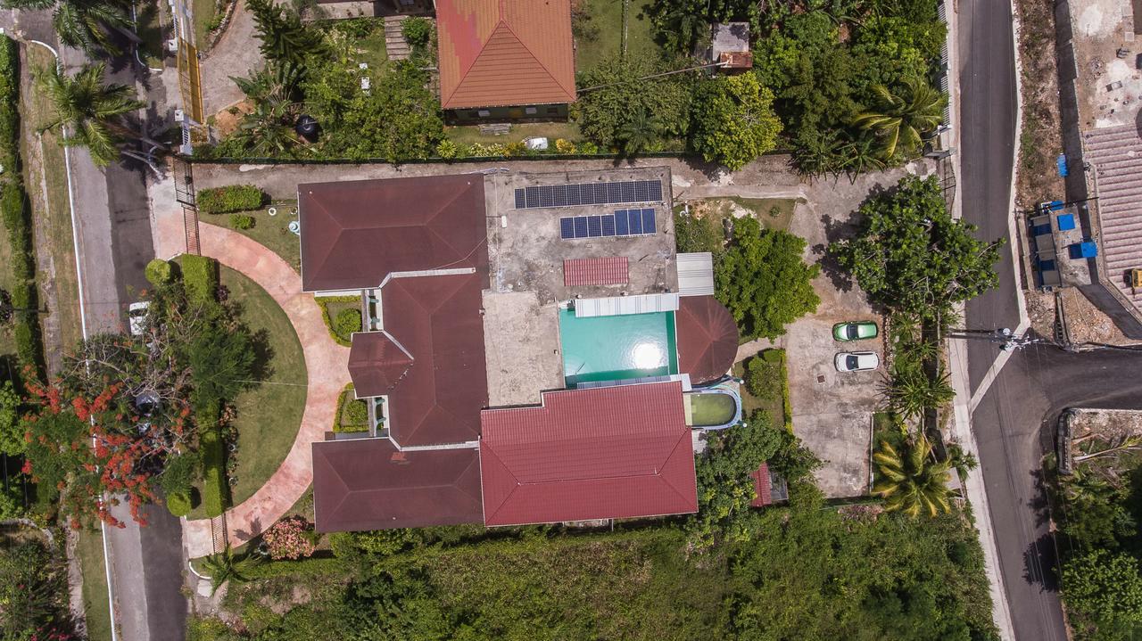 Diamond Villa Guest House Μοντέγκο Μπέυ Εξωτερικό φωτογραφία